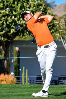LA QUINTA, CA - JANUARY 18: Taiga Semikawa (JPN) watches his tee shot on 6 during Rd1 of The American Express tournament at La Quinta Country Club on January 18, 2024 in La Quinta, California. (Photo by Ken Murray Icon Sportswire) GOLF: JAN 18 PGA, Golf Herren The American Express EDITORIAL USE ONLY Icon2401180501