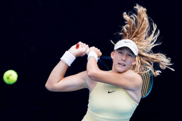 Tennis 2024: Australian Open Day 6 January 19, 2024: MIRRA ANDREEVA of the Russian Federation in action against DIANE PARRY of France on Court 3 in a Women s Singles 3rd round match on day 6 of the 2024 Australian Open in Melbourne, Australia. Sydney Low Cal Media(Credit Image: Â Sydney Low Cal Sport Media) California USA EDITORIAL USE ONLY Copyright: xx ZUMA-20240119_faf_c04_011.jpg SydneyxLowx csmphotothree224320