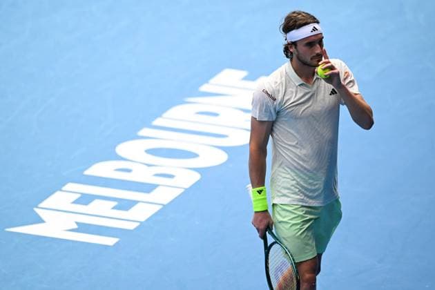 Stefanos Tsitsipas (GRE) during his third round match Australian Open, Day Five, Tennis, Melbourne Park, Melbourne, Australia - 19 Jan 2024  Copyright: xJamesxGourley Shutterstockx 14306728cq
