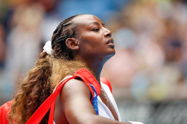 Alycia Parks USA leaves the court after the defeat, Australian Open 2024, Melbourne Park, Melbourne, Victoria, Australia Copyright: xJuergenxHasenkopfx