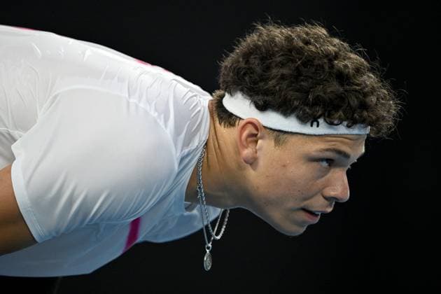 TENNIS AUSTRALIAN OPEN, Ben Shelton of the USA during his 3rd round match against Adrian Mannarino of France on Day 6 of the 2024 Australian Open at Melbourne Park in Melbourne, Friday, January 19, 2024. ( NO ARCHIVING, EDITORIAL USE ONLY, NO USE IN BOOKS WITHOUT CONSENT MELBOURNE VICTORIA AUSTRALIA  Copyright: xLUKASxCOCHx 20240119001890932107