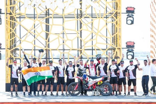 BRANCH Ross (bwa), Hero Motorsports Team Rally, Hero, Motul, Moto, FIM W2RC, portrait during the Final Podium of the Dakar 2024 on January 19, 2024 in Yanbu, Saudi Arabia - DAKAR 2024 - FINAL PODIUM DPPI Panoramic  05124022_GODK9864