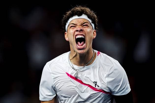 Ben Shelton (USA) celebrates during his third round match Australian Open, Day Six, Tennis, Melbourne Park, Melbourne, Australia - 19 Jan 2024  Copyright: xEllaxLing Shutterstockx 14306107bj