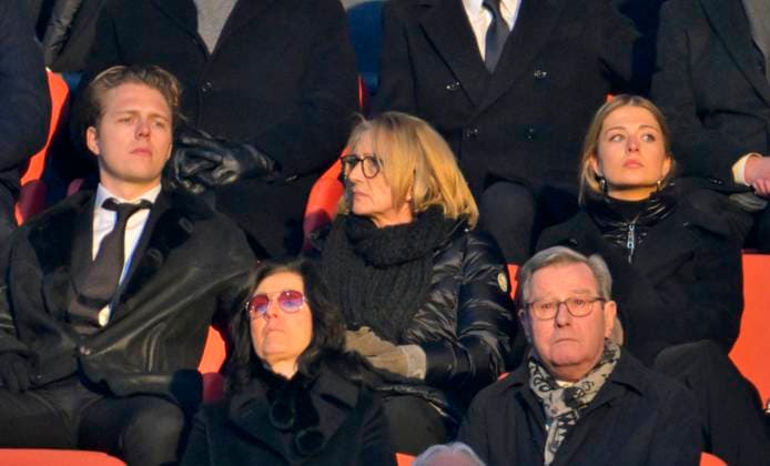 19 01 2024, Football 1 Bundesliga 2023 2024, FC Bayern Munich, memorial service for Franz Beckenbauer, in the Allianz Arena Munich Noel Beckenbauer, Heidi Beckenbauer and x Beckenbauer Germany are illuminated by the sun