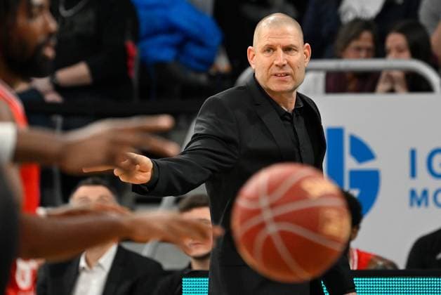 BAMBERG 19 01 2024 Basketball easycredit 1 Basketball Bundesliga 17 Matchday Bamberg Baskets vs Ratiopharm Ulm Headcoach Oren Amiel Brose Bamberg Photo Hans Martin Issler isslerimages Bamberg Baskets vs Ratiopharm Ulm