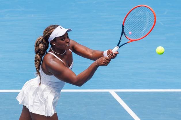 Tennis 2024: Australian Open Day 7 January 20, 2024: SLOANE STEPHENS of the USA in action against ANNA KALINSKAYA of the Russian Federation on KIA Arena in a Women s Singles 3rd round match on day 7 of the 2024 Australian Open in Melbourne, Australia. Sydney Low Cal Media(Credit Image: Â Sydney Low Cal Sport Media) California USA EDITORIAL USE ONLY Copyright: xx ZUMA-20240120_faf_c04_002.jpg SydneyxLowx csmphotothree224599