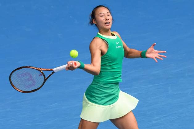 Tennis 2024: Australian Open Day 7 January 20, 2024: 12th seed QINWEN ZHENG of China in action against YAFAN WANG of China on Rod Laver Arena in a Women s Singles 3rd round match on day 7 of the 2024 Australian Open in Melbourne, Australia. Sydney Low Cal Media(Credit Image: Â Sydney Low Cal Sport Media) California USA EDITORIAL USE ONLY Copyright: xx ZUMA-20240120_faf_c04_020.jpg SydneyxLowx csmphotothree224625