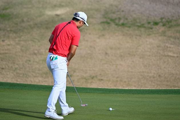 LA QUINTA, CA - JANUARY 19: Taiga Semikawa (JPN) sinks his birdie putt on 6 during Rd2 of The American Express tournament at PGA, Golf Herren West Nicklaus Tournament Course on January 19, 2024 in La Quinta, California. (Photo by Ken Murray Icon Sportswire) GOLF: JAN 19 PGA The American Express EDITORIAL USE ONLY Icon2401190342
