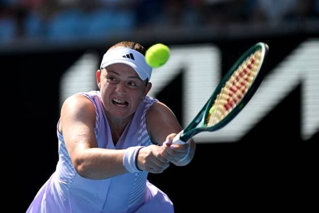 TENNIS AUSTRALIAN OPEN, Jelena Ostapenko of Latvia in action during her round 3 match against and Victoria Azarenka of Belarus on Day 7 of the 2024 Australian Open at Melbourne Park in Melbourne, Saturday, January 20, 2024. ( NO ARCHIVING, EDITORIAL USE ONLY, NO USE IN BOOKS WITHOUT CONSENT MELBOURNE VICTORIA AUSTRALIA  Copyright: xLUKASxCOCHx 20240120001891271709