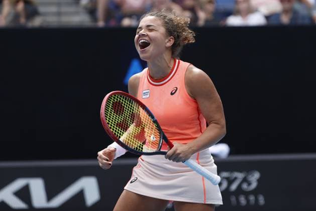 Jasmine Paolini (ITA) celebrates at the end of the their round three singles match against Anna Blinkova  Copyright: xAgnxFoto IPAxSportx xipa-agency.x xx IPA_42819842 IPA_Agency_IPA42819842