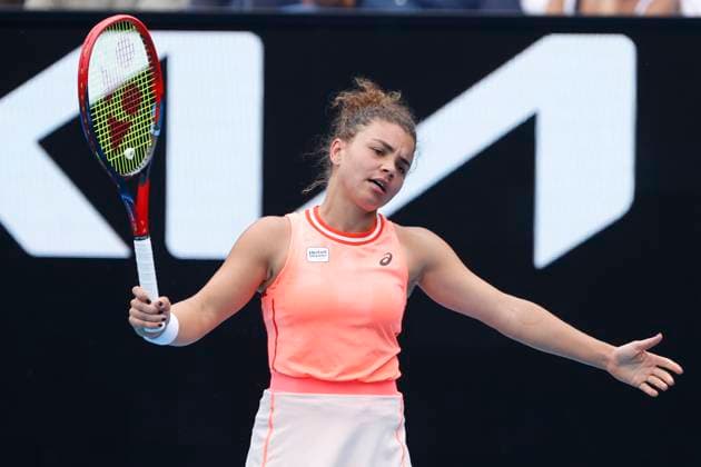 January 20, 2024, Melbourne, Victoria, Australia: Jasmine Paolini (ITA) in action during their round three singles match against Anna Blinkova on day seven of the 2024 Australian Open at Melbourne Park on January 20, 2024 in Melbourne, Australia. Melbourne Australia - ZUMAl131 20240120_zsp_l131_016 Copyright: xCiroxDexLucax