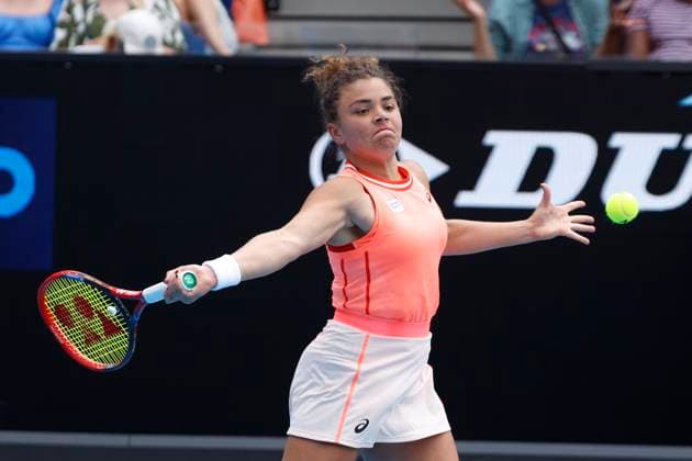 January 20, 2024, Melbourne, Victoria, Australia: Jasmine Paolini (ITA) in action during their round three singles match against Anna Blinkova on day seven of the 2024 Australian Open at Melbourne Park on January 20, 2024 in Melbourne, Australia. Melbourne Australia - ZUMAl131 20240120_zsp_l131_036 Copyright: xCiroxDexLucax