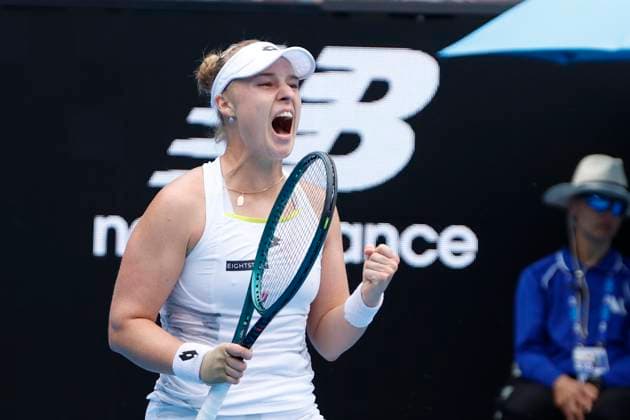 January 20, 2024, Melbourne, Victoria, Australia: Anna Blinkova in action during their round three singles match against Jasmine Paolini (ITA) on day seven of the 2024 Australian Open at Melbourne Park on January 20, 2024 in Melbourne, Australia. Melbourne Australia - ZUMAl131 20240120_zsp_l131_029 Copyright: xCiroxDexLucax