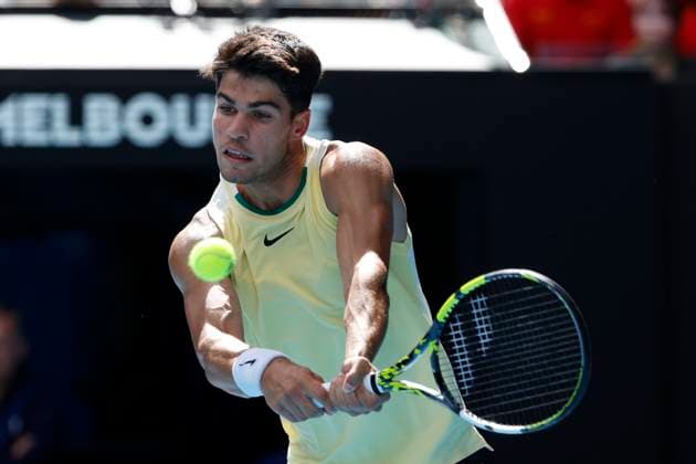 2024 Australian Open - Day 7 Carlos Alcaraz of Spain is in action during his third-round singles match against Juncheng Shang of China on day seven of the 2024 Australian Open at Melbourne Park in Melbourne, Australia, on January 20, 2024. Melbourne Victoria Australia  Copyright: xCiroxDexLucax originalFilename:deluca-2024aust240120_np4u0.jpg