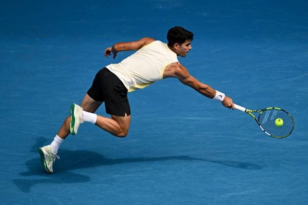 Carlos Alcaraz (ESP) during his third round match Australian Open, Day Seven, Tennis, Melbourne Park, Melbourne, Australia - 20 Jan 2024  Copyright: xJamesxGourley Shutterstockx 14306286cm