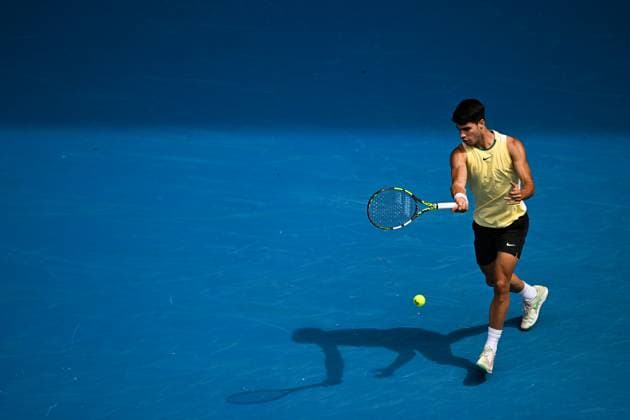 Carlos Alcaraz (ESP) during his third round match Australian Open, Day Seven, Tennis, Melbourne Park, Melbourne, Australia - 20 Jan 2024  Copyright: xJamesxGourley Shutterstockx 14306286cj