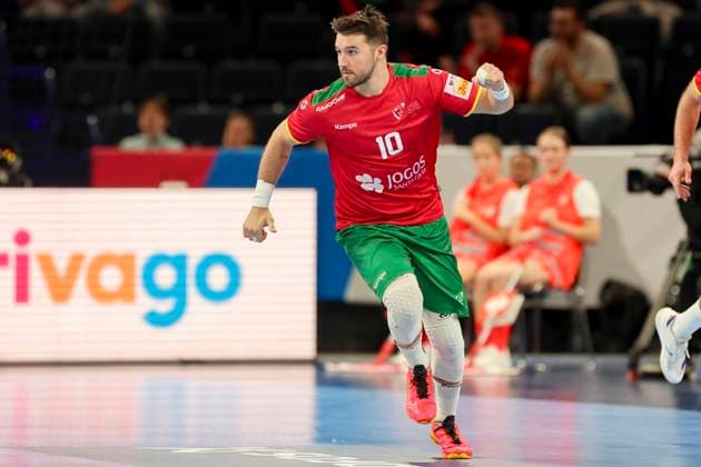 Miguel Martins Portugal cheers, Men s EHF EURO 2024, Slovenia vs Portugal, Barclays Arena, 19 01 2024, Hamburg, Germany