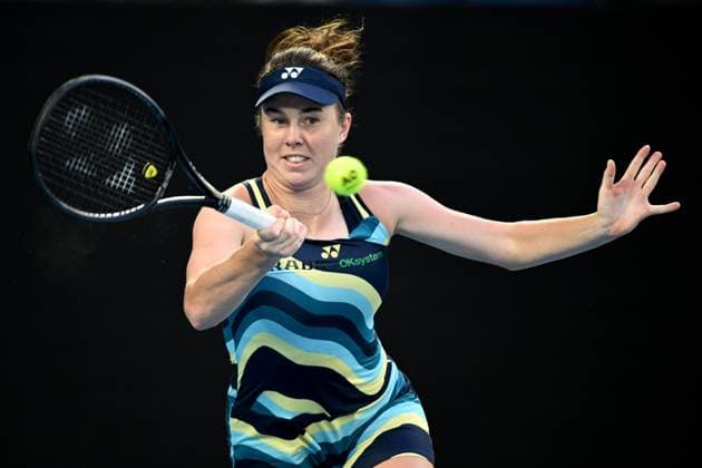 TENNIS AUSTRALIAN OPEN, Linda Noskova of Czech Republic in action during her 3rd round match against Iga Swiatek of Poland on Day 7 of the 2024 Australian Open at Melbourne Park in Melbourne, Saturday, January 20, 2024. ( NO ARCHIVING, EDITORIAL USE ONLY, NO USE IN BOOKS WITHOUT CONSENT MELBOURNE VICTORIA AUSTRALIA  Copyright: xJOELxCARRETTx 20240120001891300875