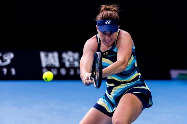 MELBOURNE, VIC - JANUARY 20: Linda Noskova of the Czech Republic in action during the 3rd round of the 2024 Australian Open on January 20 2024, at Melbourne Park in Melbourne, Australia. (Photo by Jason Heidrich Icon Sportswire) TENNIS: JAN 20 Australian Open EDITORIAL USE ONLY Icon240120207
