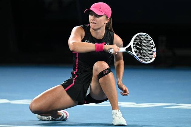 TENNIS AUSTRALIAN OPEN, Iga Swiatek of Poland in action during her 3rd round match against Linda Noskova of Czech Republic on Day 7 of the 2024 Australian Open at Melbourne Park in Melbourne, Saturday, January 20, 2024. ( NO ARCHIVING, EDITORIAL USE ONLY, NO USE IN BOOKS WITHOUT CONSENT MELBOURNE VICTORIA AUSTRALIA  Copyright: xJOELxCARRETTx 20240120001891313177