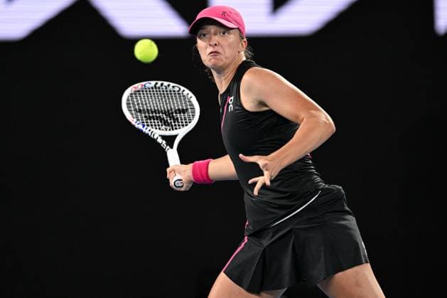 Iga Swiatek (POL) during her third round match Australian Open, Day Seven, Tennis, Melbourne Park, Melbourne, Australia - 20 Jan 2024  Copyright: xJamesxGourley Shutterstockx 14306286gr