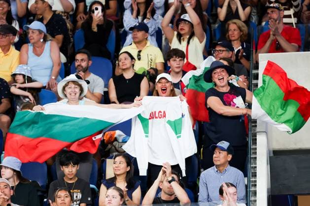 January 20, 2024, Melbourne, Victoria, Australia: MELBOURNE, AUSTRALIA - JANUARY 20: Crowd atmosphere as Grigor Dimitrov of Bulgaria plays Nuno Borges of Portugal on Day 7 of the 2024 Australian Open at Melbourne Park on January 20, 2024 in Melbourne, Australia. Melbourne Australia - ZUMAp121 20240120_zsp_p121_084 Copyright: xChrisxPutnamx