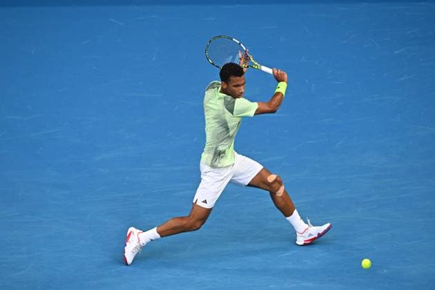 2024 Australian Open - Melbourne Felix Auger-Aliassime (CAN) during his third round match at the 2024 Australian Open at Melbourne Park in Melbourne, Australia, on January 20, 2024. Photo by Corinne Dubreuil ABACAPRESS.COM Melbourne Australia  Copyright: xDubreuilxCorinne ABACAx