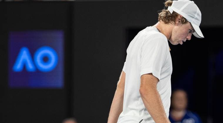 (240120) -- MELBOURNE, Jan. 20, 2024 -- Alex Michelsen reacts during the men s singles third round match between Alexander Zverev of Germany and Alex Michelsen of the United States at the Australian Open tennis tournament in Melbourne, Australia, Jan. 20, 2024. (Photo by Xinhua) (SP)AUSTRALIA-MELBOURNE-TENNIS-AUSTRALIAN OPEN HuxJingchen 