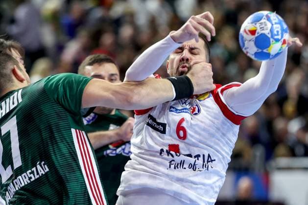 Hungary v Croatia - Men s EHF Euro 2024 Mario Sostaric of Croatia is challenged by Bence Banhidi of Hungary during the Men s EHF Euro 2024 main round match between Hungary and Croatia at Lanxess Arena on January 20, 2024 in Cologne, Germany. SanjinxStrukic PIXSELL