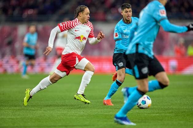 20 01 2024, Football, Men, Bundesliga, 2023 2024, RB Leipzig Bayer Leverkusen Xavi Simons 20, RB Leipzig , Freisterller, Action, with ball, dribbles through the defense Leipzig Red Bull Arena Saxony Germany