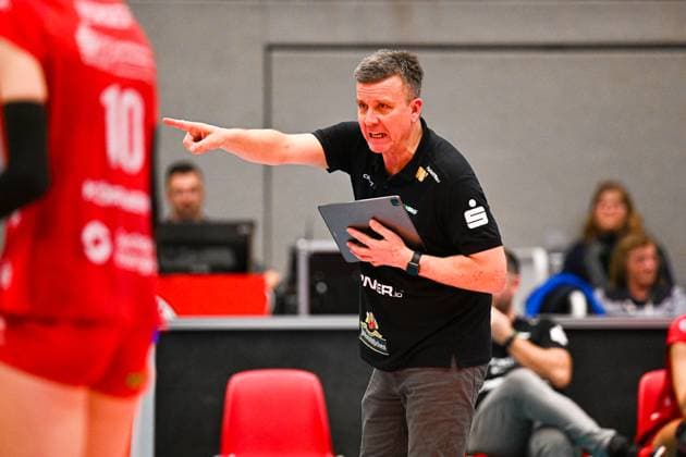 1 Volleyball Bundesliga Women, Dresdner SC vs Allianz MTV Stuttgart, Dresden, 20 01 2024 Alexander Waibl Head Coach Dresdner SC 1 Volleyball Bundesliga Women, Dresdner SC vs Allianz MTV Stuttgart on 20 01 2024 at the Margon Arena Dresden Copyright: xBEAUTIFULxSPORTS Hoepnerx