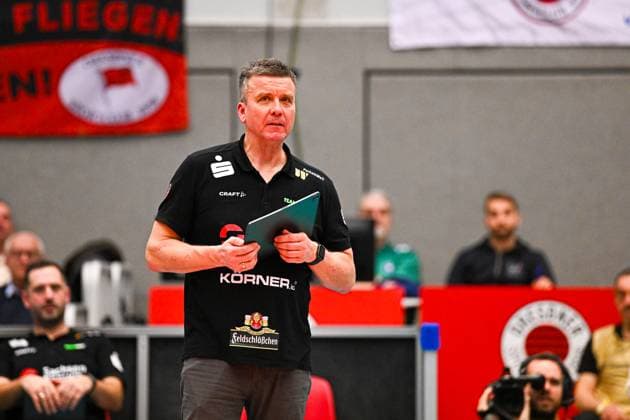 1 Volleyball Bundesliga Women, Dresdner SC vs Allianz MTV Stuttgart, Dresden, 20 01 2024 Alexander Waibl Head Coach Dresdner SC 1 Volleyball Bundesliga Women, Dresdner SC vs Allianz MTV Stuttgart on 20 01 2024 at the Margon Arena Dresden Copyright: xBEAUTIFULxSPORTS Hoepnerx