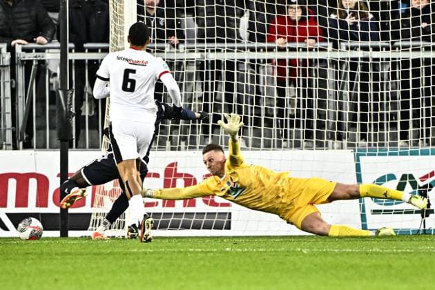 Marcin Bulka (ogc) FOOTBALL : Bordeaux vs Nice - 16eme de Finale de la Coupe de France - Bordeaux - 20-01-2024 ThierryBreton Panoramic 