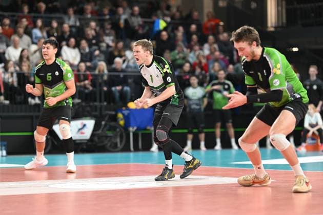 Volleyball I Men I 2023 2024 I Bundesliga I 15 Matchday I SVG Lüneburg VC Bitterfeld Wolfen I 20 1 2024 Matus Jalovecky 5, VC Bitterfeld Wolfen , Michael Hamann 1, VC Bitterfeld Wolfen and Logan House 8, VC Bitterfeld Wolfen are happy about a mistake by Lündeburger Lüneburg LKH Arena Niedersachsen Germany Copyright: xLobeca AndreasxHannigx