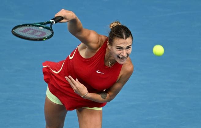 TENNIS AUSTRALIAN OPEN, Aryna Sabalenka of Belarus serves during her 4th round match against Amanda Anisimova of USA on Day 8 of the 2024 Australian Open at Melbourne Park in Melbourne, Sunday, January 21, 2024. ( NO ARCHIVING, EDITORIAL USE ONLY, NO USE IN BOOKS WITHOUT CONSENT MELBOURNE VICTORIA AUSTRALIA  Copyright: xLUKASxCOCHx 20240121001891669991