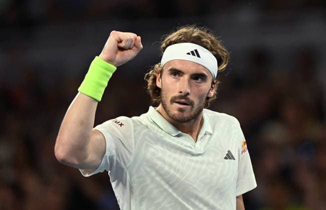 TENNIS AUSTRALIAN OPEN, Stefanos Tsitsipas of Greece reacts during his 4th round match against Taylor Fritz of USA on Day 8 of the 2024 Australian Open at Melbourne Park in Melbourne, Sunday, January 21, 2024. ( NO ARCHIVING, EDITORIAL USE ONLY, NO USE IN BOOKS WITHOUT CONSENT MELBOURNE VICTORIA AUSTRALIA  Copyright: xJAMESxROSSx 20240121001891670646