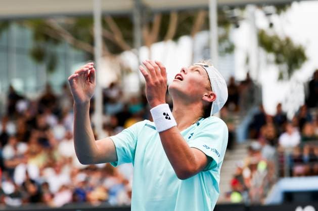 January 21, 2024, Melbourne, Victoria, Australia: MELBOURNE, AUSTRALIA - JANUARY 21: Cruz Hewitt of Australia competes against Alexander Razeghi of the United States in their first round singles match during the 2024 Australian Open Junior Championships at Melbourne Park on January 21, 2024 in Melbourne, Australia Melbourne Australia - ZUMAp121 20240121_zsp_p121_047 Copyright: xChrisxPutnamx
