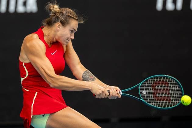 (240121) -- MELBOURNE, Jan. 21, 2024 -- Aryna Sabalenka hits a return during the women s singles 4th round match between Aryna Sabalenka of Belarus and Amanda Anisimova of the United States at the Australian Open tennis tournament in Melbourne, Australia, Jan. 21, 2024. (Photo by Xinhua) (SP)AUSTRALIA-MELBOURNE-TENNIS-AUSTRALIAN OPEN ChuxChen 