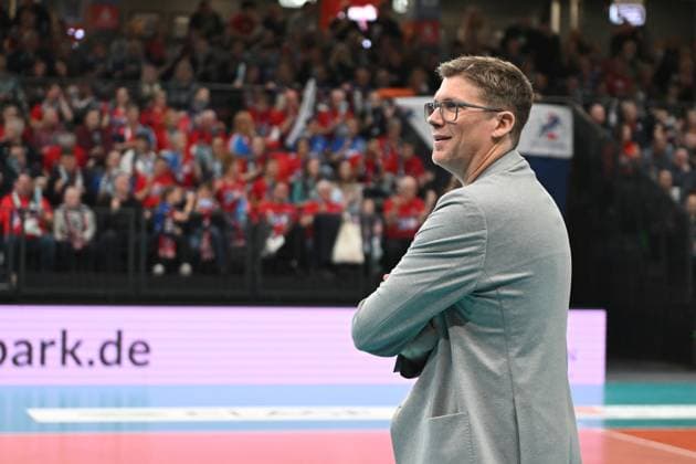 Volleyball I Men I 2023 2024 I Bundesliga I 15 Matchday I SVG Lüneburg VC Bitterfeld Wolfen I 20 1 2024 Excitement, enthusiasm, euphoria, joy, happiness, cheerfulness at Stefan Hübner SVG Lüneburg , Trainer, Headcoach, Lüneburg LKH Arena Niedersachsen Germany Copyright: xLobeca AndreasxHannigx