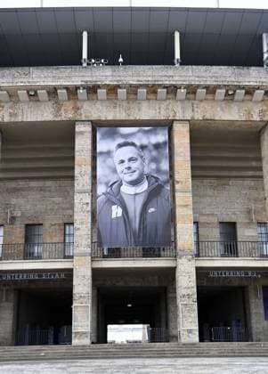 Soccer, Men, Season 2023 2024, 2 Bundesliga 18 Matchday , Hertha BSC Fortuna Düsseldorf, Memorial to the late President Kay Bernstein Hertha BSC , in the picture at the east curve hangs a photo of Kay Bernstein, 21 01 2024, Copyright: xMatthiasxKochx