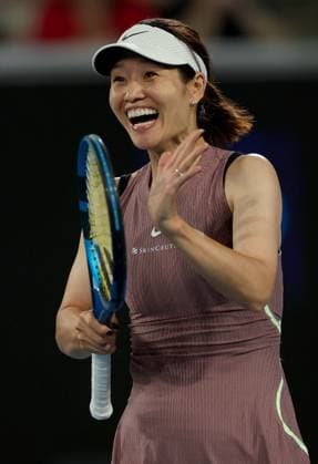 Li Na of China laughs Australian Open, Day Eight, Tennis, Melbourne Park, Melbourne, Australia - 21 Jan 2024  Copyright: xEllaxLing Shutterstockx 14306288ap