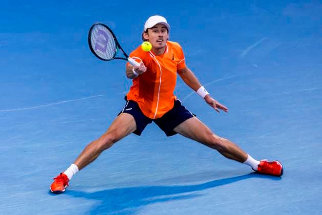 MELBOURNE, VIC - JANUARY 21: Alex de Minaur of Australia in action during the 4th round of the 2024 Australian Open on January 21 2024, at Melbourne Park in Melbourne, Australia. (Photo by Jason Heidrich Icon Sportswire) TENNIS: JAN 21 Australian Open EDITORIAL USE ONLY Icon240121268