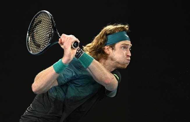 TENNIS AUSTRALIAN OPEN, Andrey Rublev of Russia in action during his 4th round match against Alex de Minaur of Australia on Day 8 of the 2024 Australian Open at Melbourne Park in Melbourne, Sunday, January 21, 2024. ( NO ARCHIVING, EDITORIAL USE ONLY, NO USE IN BOOKS WITHOUT CONSENT MELBOURNE VICTORIA AUSTRALIA  Copyright: xLUKASxCOCHx 20240121001891751116