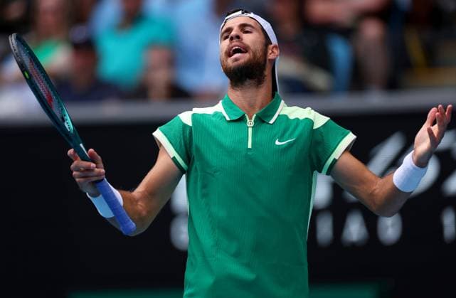 Karen Khachanov of Russia reacts in frustration Australian Open, Day Eight, Tennis, Melbourne Park, Melbourne, Australia - 21 Jan 2024  Copyright: xEllaxLing Shutterstockx 14306288cz