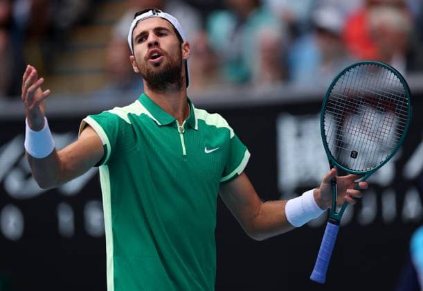 Karen Khachanov of Russia reacts in frustration Australian Open, Day Eight, Tennis, Melbourne Park, Melbourne, Australia - 21 Jan 2024  Copyright: xEllaxLing Shutterstockx 14306288cu