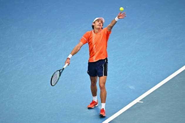 2024 Australian Open - Melbourne Alex De Minaur (AUS) during his fourth round match at the 2024 Australian Open at Melbourne Park in Melbourne, Australia, on January 21, 2024. Photo by Corinne Dubreuil ABACAPRESS.COM Melbourne Australia  Copyright: xDubreuilxCorinne ABACAx