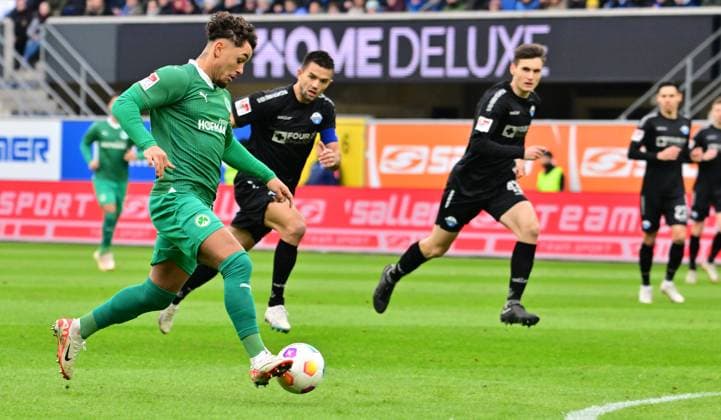 21 01 2024 Soccer Season 2023 2024 2 Soccer Bundesliga 18 Matchday SC Paderborn 07 SCP SpVgg Greuther Fürth Kleeblatt Sportfoto Zink xwoxzix DFL regulations prohibit any use of photographs as image sequences and or quasi video only for editorial use Armindo Sieb 30, SpVgg Greuther Fürth