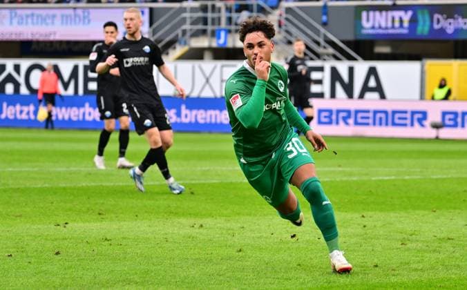 21 01 2024 Soccer Season 2023 2024 2 Soccer Bundesliga 18 Matchday SC Paderborn 07 SCP SpVgg Greuther Fürth Kleeblatt Sportfoto Zink xwoxzix DFL regulations prohibit any use of photographs as image sequences and or quasi video only for editorial use Torjubel Jubel Freude nach Treffer Tor Torschuß zum 0 1 durch Armindo Sieb 30, SpVgg Greuther Fürth