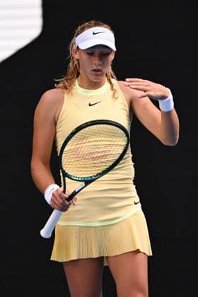 Mirra Andreeva during her fourth round match Australian Open, Day Eight, Tennis, Melbourne Park, Melbourne, Australia - 21 Jan 2024  Copyright: xJamesxGourley Shutterstockx 14306289go