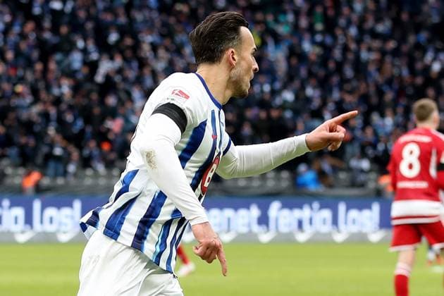 21 01 2024, xtgx, Fußball 2 Bundesliga, Hertha BSC Berlin Fortuna Duesseldorf emspor, v l Torjubel nach dem Tor zum celebrating the goal celebrate 1 0 durch Haris Tabakovic Hertha BSC Berlin DFL DFB REGULATIONS PROHIBIT ANY USE OF PHOTOGRAPHS as IMAGE SEQUENCES and or QUASI VIDEO Berlin